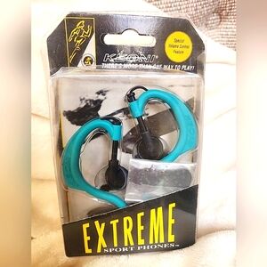 New/Unused Keoni Extreme Sport Headphones- Teal & black
